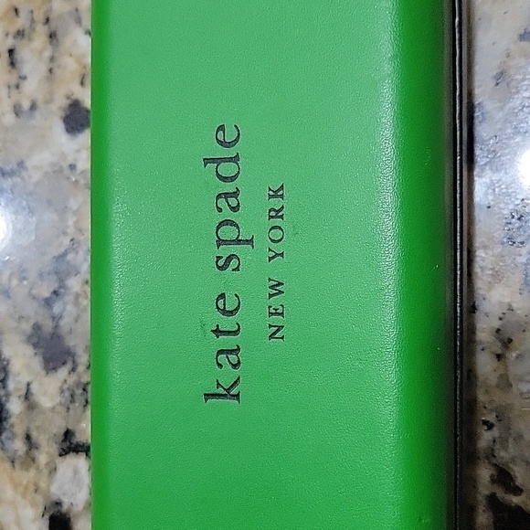 Kate Spade Green Eyeglass Case - Picture 2 of 13